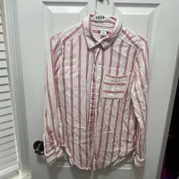 Liz Claiborne - Picture 2 of 14